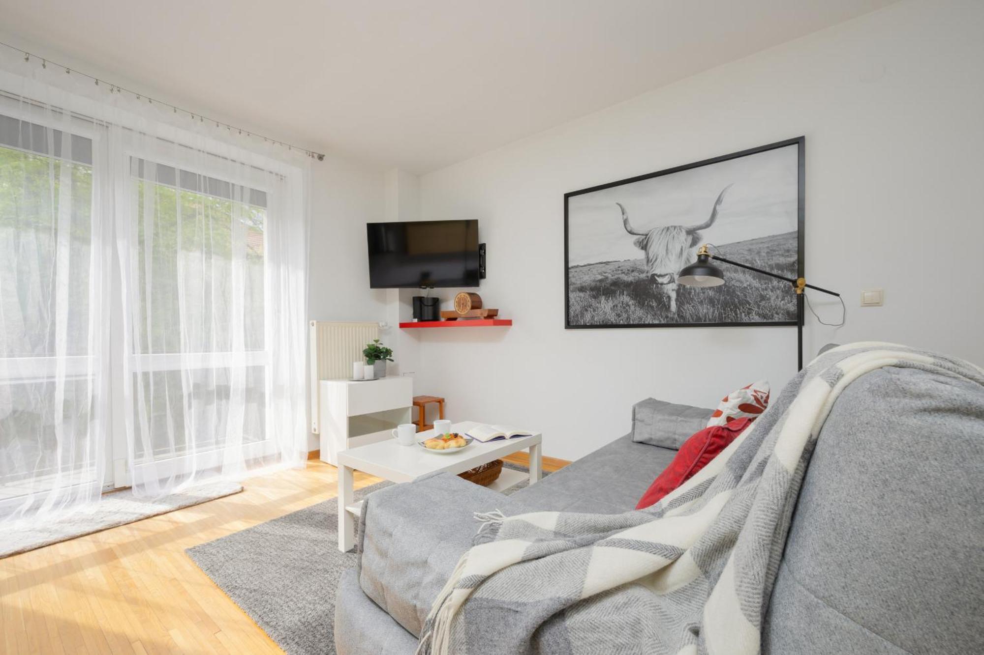 Apartament Sunny In The Heart Of By Renters